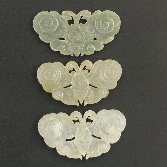 Vintage hand carved Nephrite jade moth plaque. 45-48x28mm. b4-jad416-1