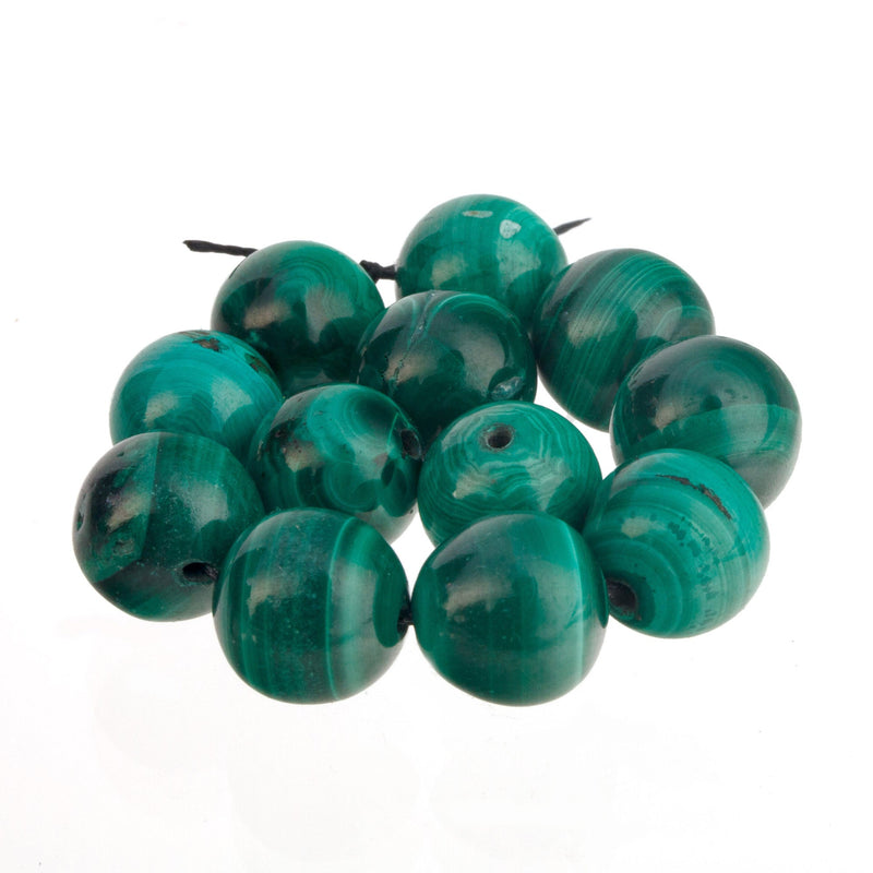 7mm all natural Malachite round beads.  Vintage high quality .1980s. 28 beads.  b4-mal226