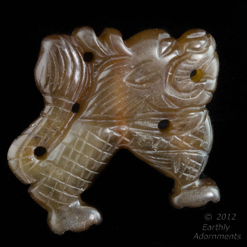 Serpentine Fu Dog carved pendant  40x35mm 1 pc. b4-ser438