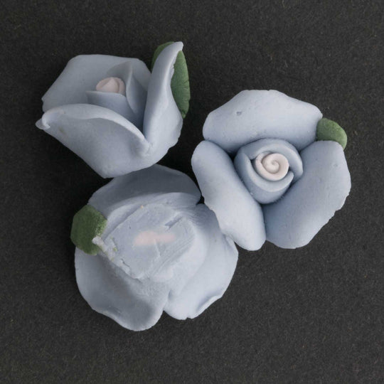 Vintage porcelain roses. 10x18mm. Pkg of 2. b5-360