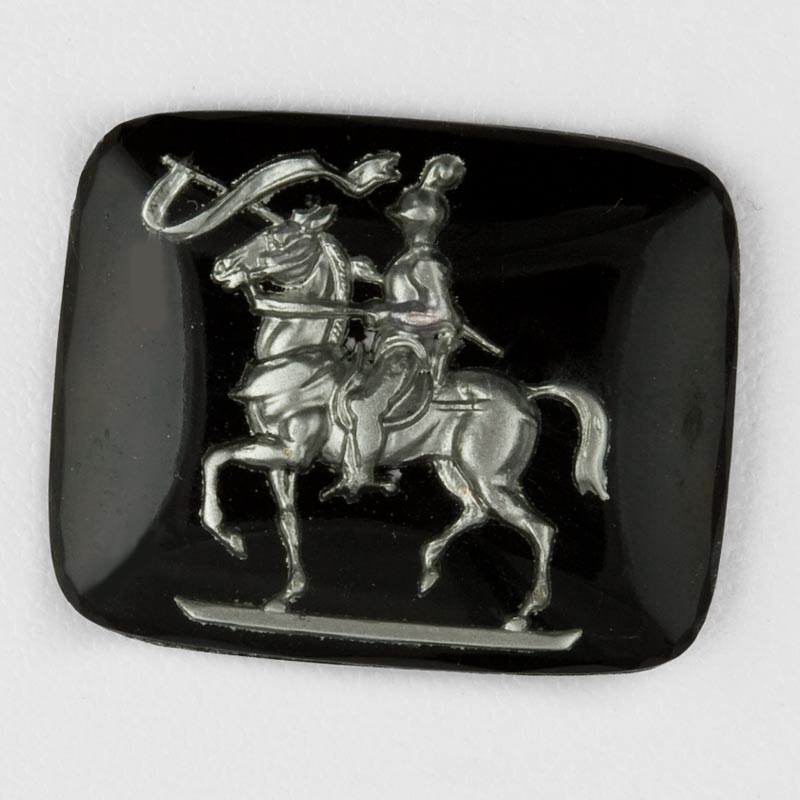 1950s Jousting Knight on Steed intaglio. 27x22mm, Pkg of 1.