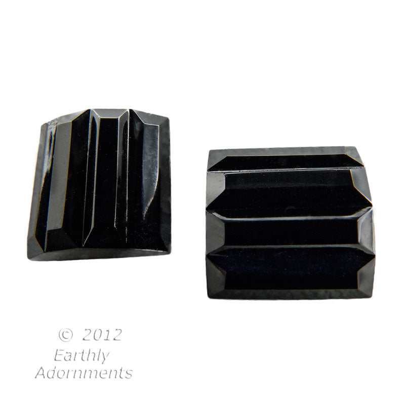 Vintage Art Deco domed and ridged black glass square cabochon. 10x10mm. 4 pcs. 