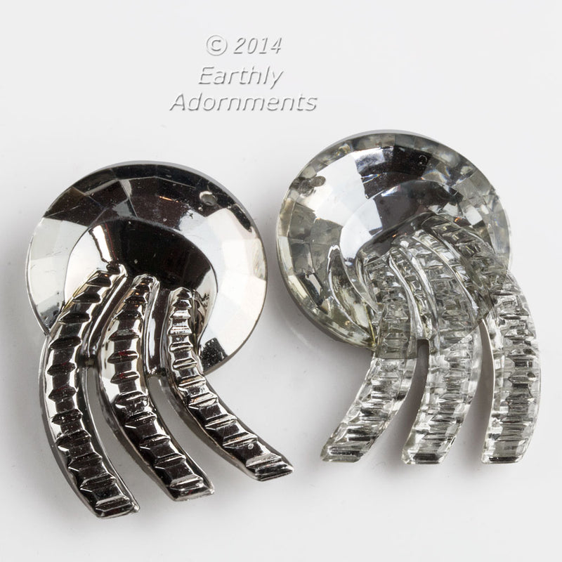 Vintage silvered lucite retro style pendant 40x26 mm. 