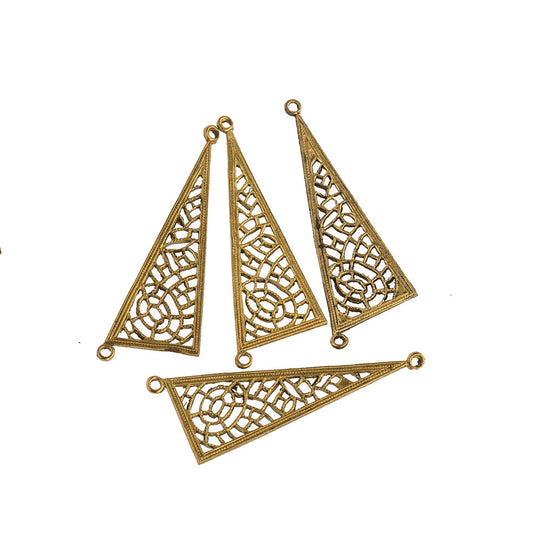 Vintage brass filigree triangle connector. Pkg. of 4. b9-0637(e)