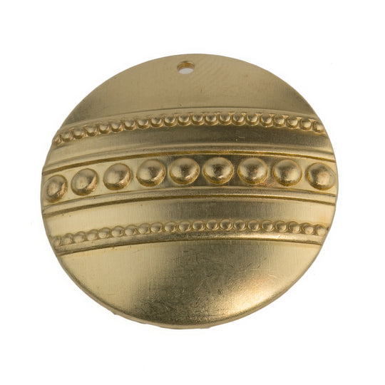 Embossed domed brass pendant. 22mm Pkg. of 2. b9-0725(e)