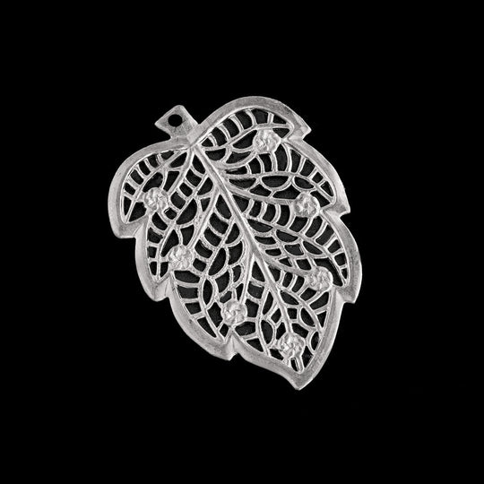 Vintage stamped silver plated filigree leaf. 14x28mm. Pkg of 1. B9-0809s