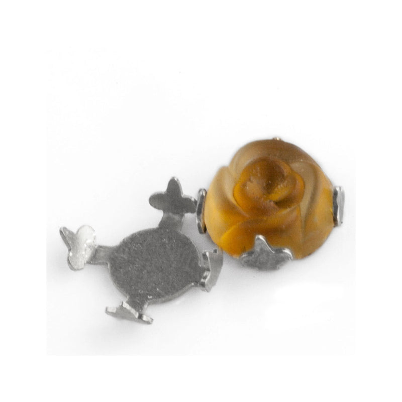 Silver plated brass flat back 4 prong round turtle setting for 8 to 10mm cabochon. Pkg. of 4.