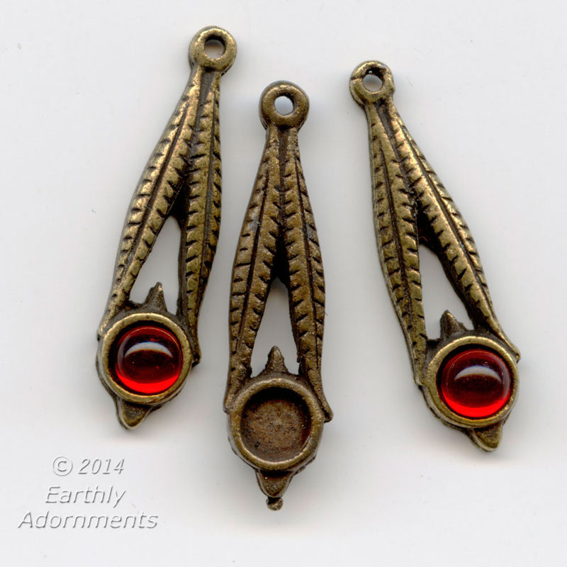 Vintage cast brass pendant with 4mm setting. 24x6mm. Package of 4.