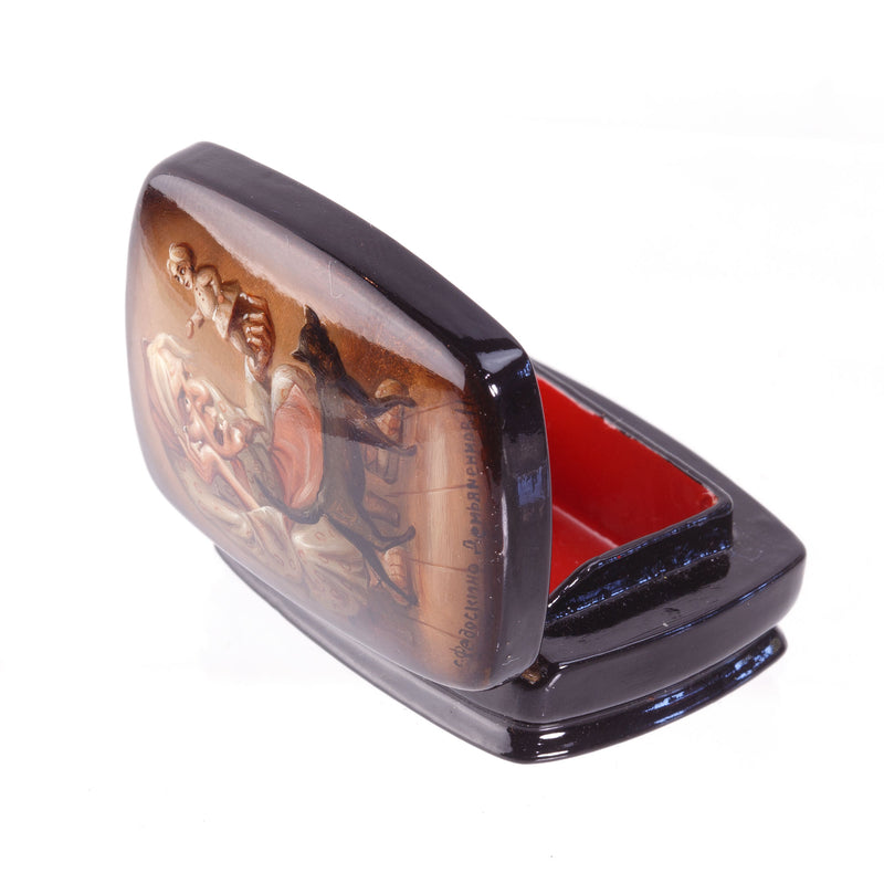 Russian hand-painted lacquered paper mache snuff box-fairytale Baba Yaga artist signed.