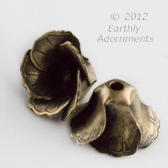 Oxidized brass etched flower petal bead cap. 12x18mm. 4 pieces. b18-431