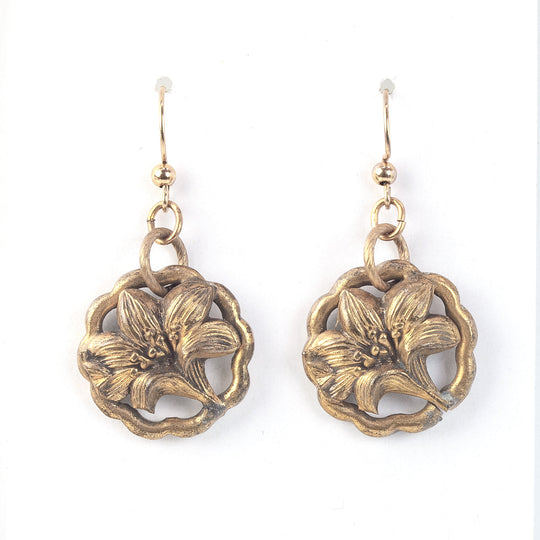 Vintage Lily Flower Earrings, brass.  ervn967