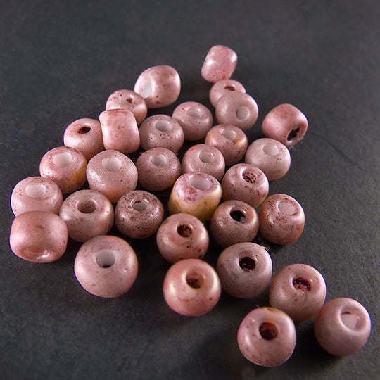 Vintage Japanese matte mauve bead size 6/0. 10-gr bag. b17-173(e)