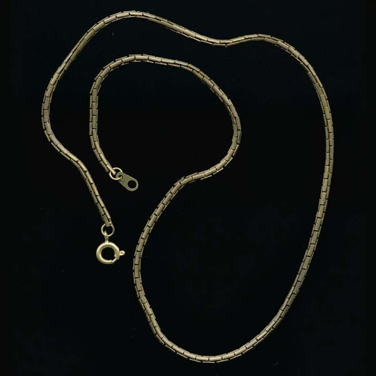 Vintage brass finished snake chain with clasp. 15.5 inches. b12-chn658
