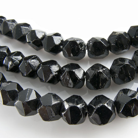 Vintage jet glass hand-faceted English cut. Czechoslovakia. 7mm Strand of 25. b11-bw-0989