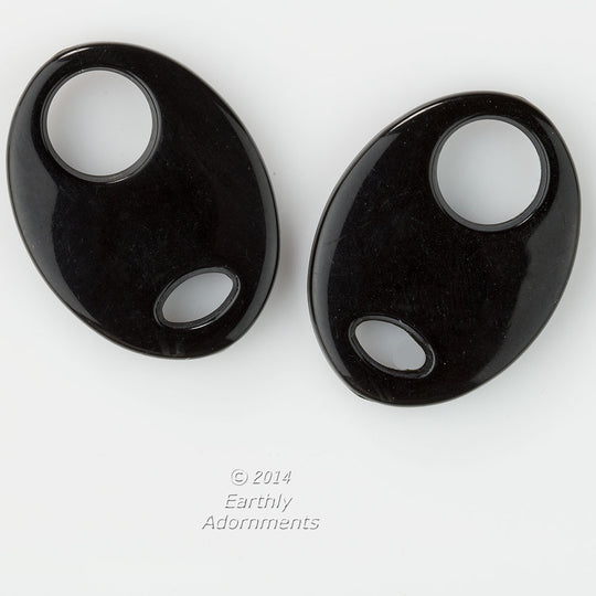 b6-216-Black faux horn resin oval pendant. 34x25mm. Package of 2.