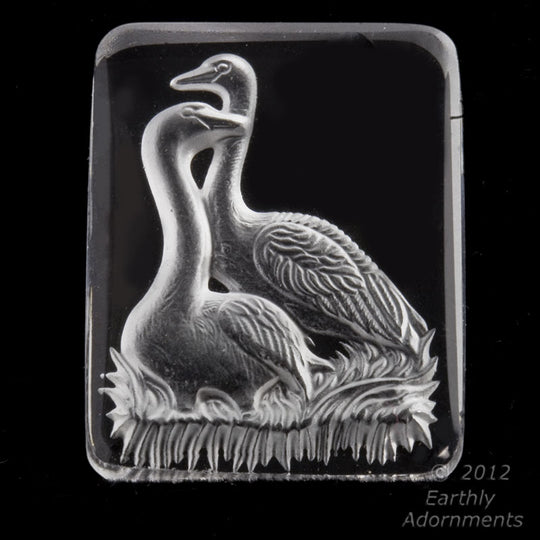 Two Birds Cabochon, clear glass intaglio. West Germany 34x25 mm. Pkg 1. b5-828