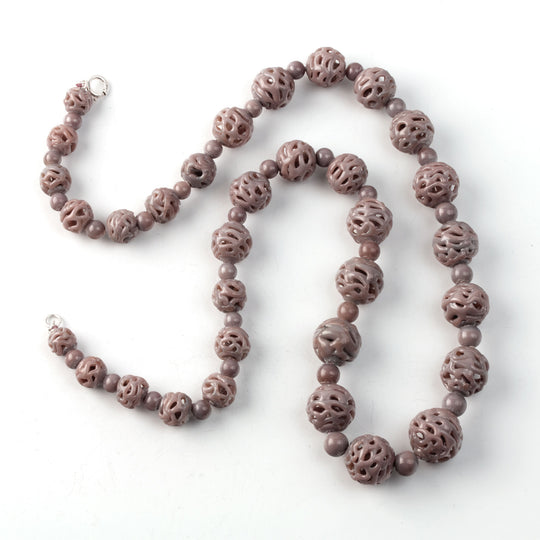 Bohemian spun lavender glass necklace, with lampwork beads. 24 inches. j-nlbd1254