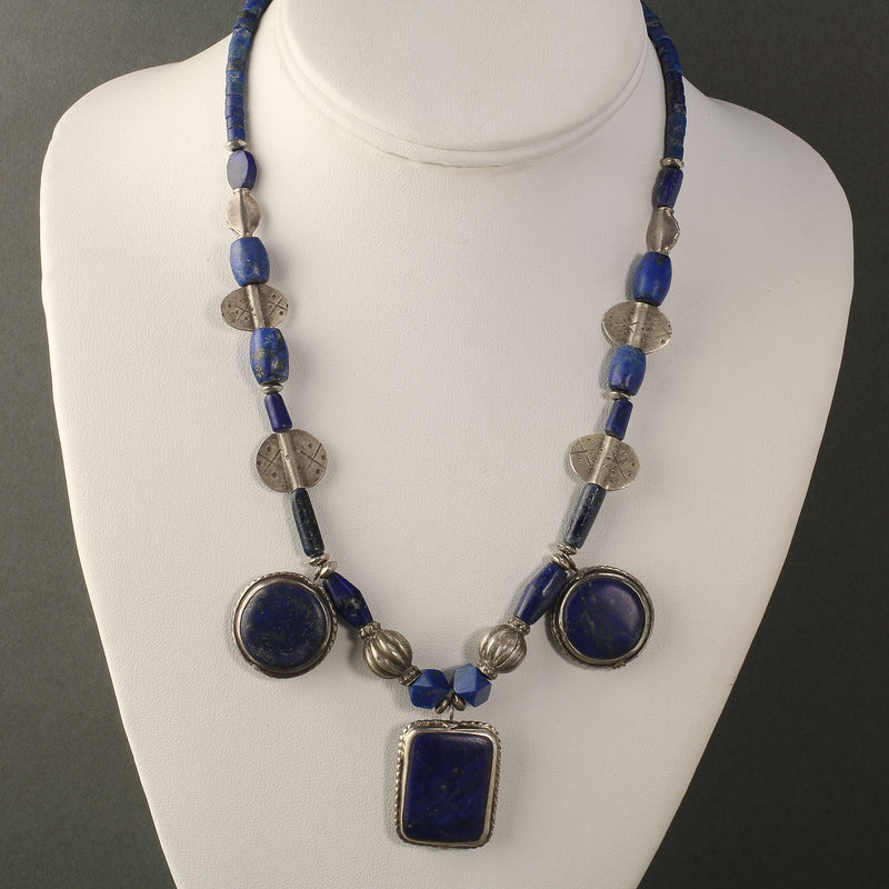 Lapis Lazuli and sterling silver vintage necklace.  18.5 inches.