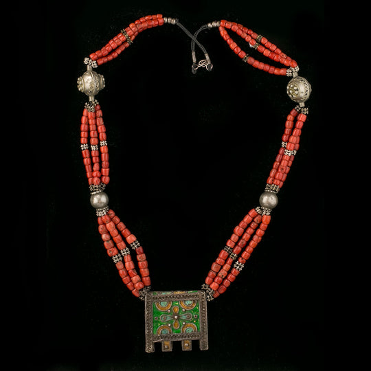 Moroccan Berber necklace, enameled amulet box, Mediterranean coral, silver beads. j-nlet813cse