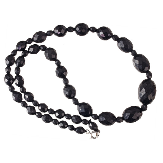 Victorian Whitby Jet and Vulcanite graduated faceted bead necklace. nlvc542