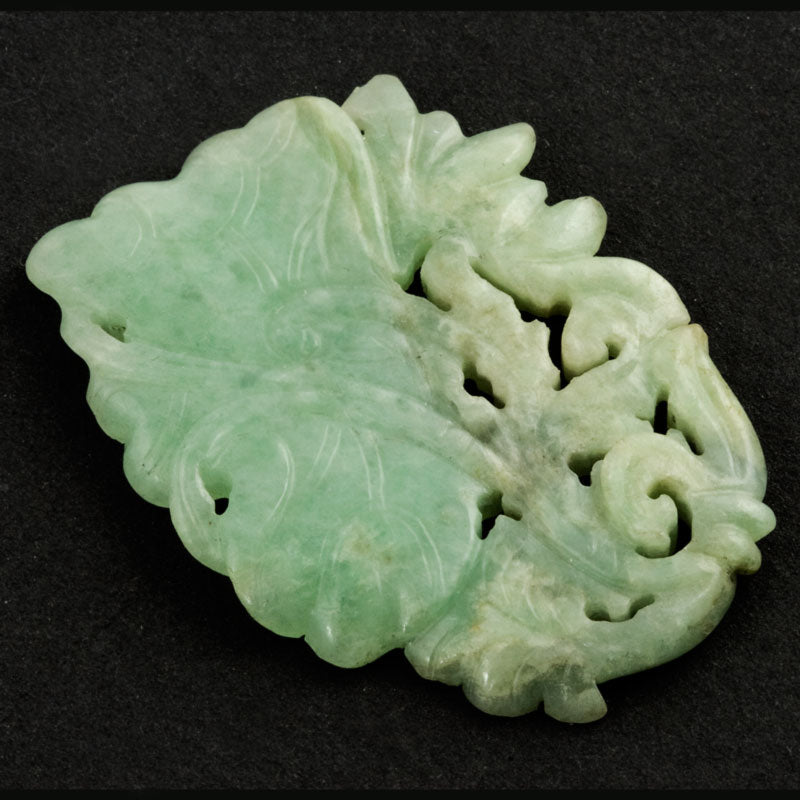 Vintage jadeite foliar design carved pendant