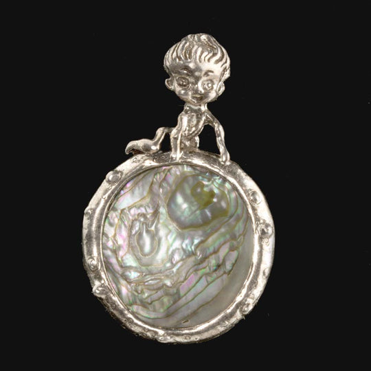 Vintage CYVRA silver plated pixie and abalone shell brooch. j-pncs849(e)