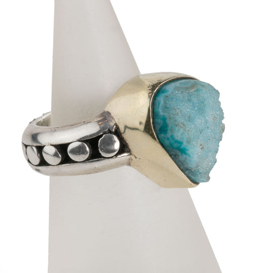 Sterling silver blue agate Druzy ring. Size 6.25. Sun Moon Co. rgvs167cse