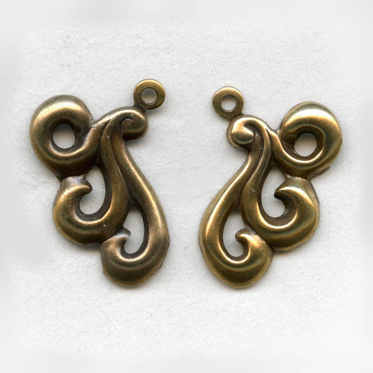 Vintage stamped brass pendant 15x12mm. 1 left, 1 right. Pkg of 2. b9-1034(e)